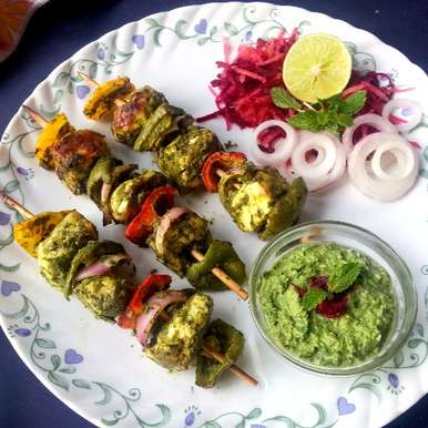 Hara Bhara Paneer Tikka Indian Cottage Cheese In Green Marinade